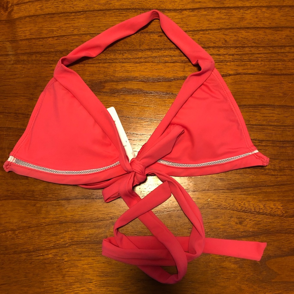 6 Shore Road Pooja Bikini Top NEW